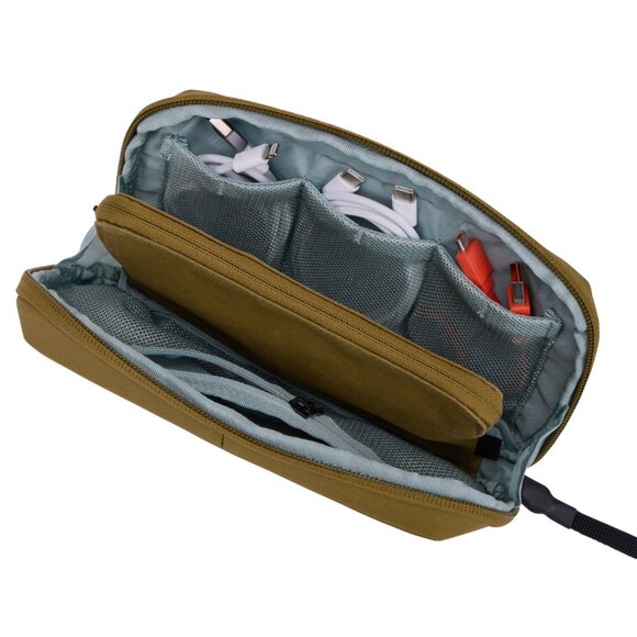 NWT Thule Aion travel organizer with RFID blocking pouch - Picture 5 of 6